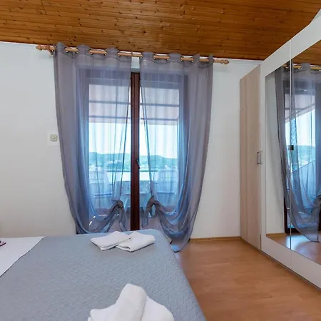 Luci 수페타르스카 드라가